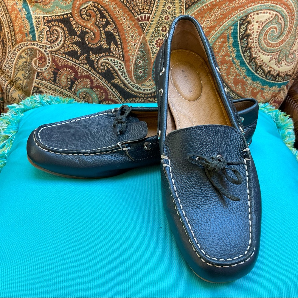 Lands End ladies leather boat driving shoes. EUC
